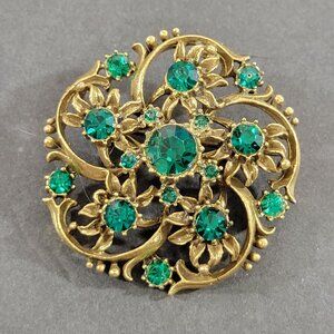 Vintage Coro Brooch Gold Tone Green Rhinestones Round Classic Floral Regency 2"